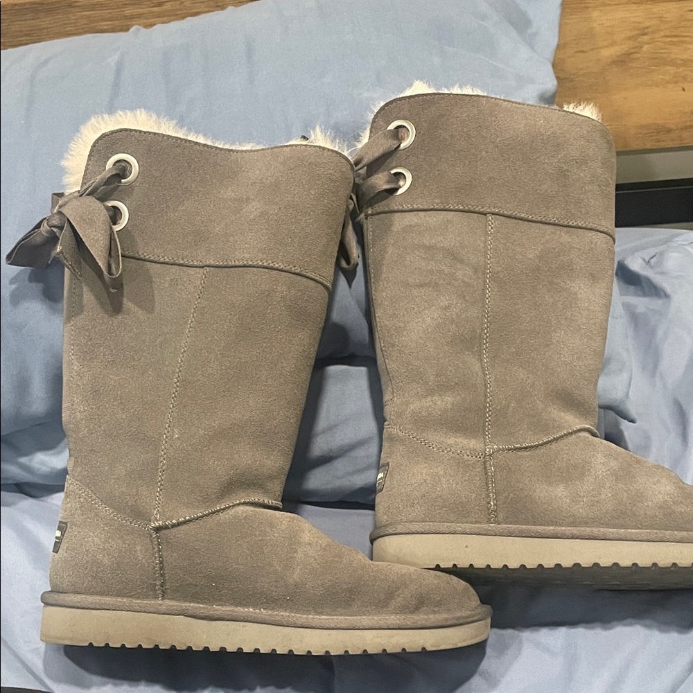 Koolaburra Gray Suede Winter Boots